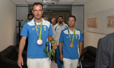 Έλληνες ιστιοπλόοι χάνουν αγώνα λόγω… τελωνείου! (photo)