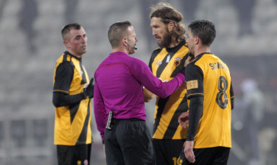 Επίθεση ΑΕΚ σε Περέιρα για τη διαιτησία του ντέρμπι με ΠΑΟΚ