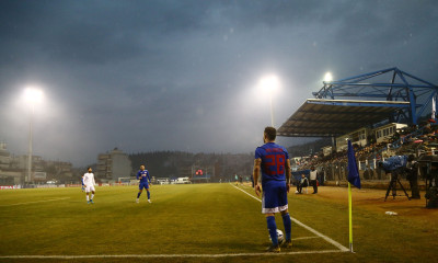 Λαμία-Ολυμπιακός: «Κοκκίνησε» το ΔΑΚ Λαμίας (photos+video)