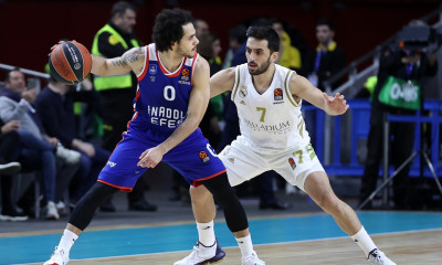 Ρεάλ-Αναντολού Εφές 75-80: Με «καυτό» Λάρκιν πέρασε και από τη Μαδρίτη