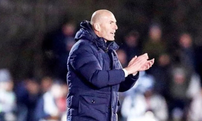 Γιουβέντους: Τρελά σενάρια για... Ζιντάν!