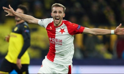 Ενίσχυση για Γουέστ Χαμ με Σούτσεκ