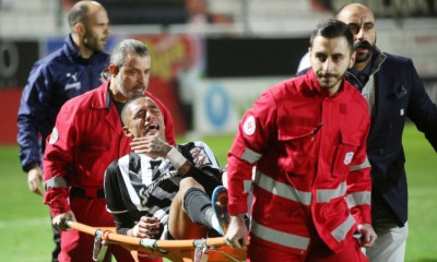 ΟΦΗ: Ρήξη πρόσθιου χιαστού ο Φερέιρα (photos)