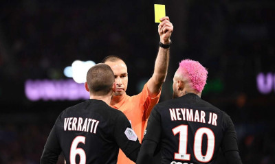 Παρί Σεν Ζερμέν: Έβρισε διαιτητή ο Νεϊμάρ! (video)