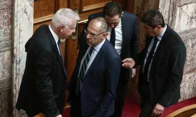 Δεν προχωρά το πλάνο της διοικούσας επιτροπής - Ανοιχτό το Grexit