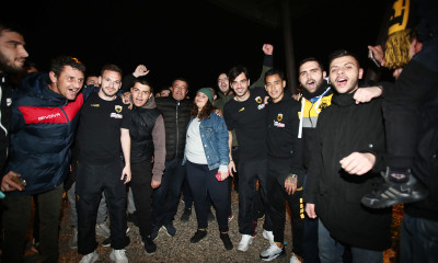 ΑΕΚ: Θερμή υποδοχή στο Αγρίνιο και «τρέλα» με Αραούχο (photos)