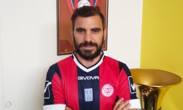 ΑΟ Τρίκαλα: Ντούνης και επίσημα