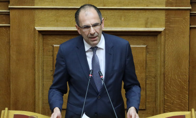 Ατάκες φωτιά από Γεραπετρίτη: «Θα αφαιρούνται συνεχώς βαθμοί για πολυιδιοκτησία»