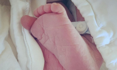 Μόλις γέννησε! Η πρώτη φωτογραφία από το μαιευτήριο