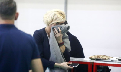 Επεισόδια οπαδών του Ολυμπιακού με τα ΜΑΤ, χημικά και καθυστέρηση στο ντέρμπι (photos)