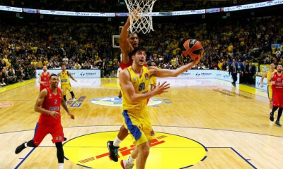 Μακάμπι Τελ Αβίβ: Επιστρέφει ο Ζούσμαν (video)