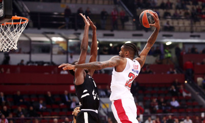 Euroleague: Κορυφή για Έλις-Παρουσία για Μπέντιλ-Παπαγιάννη στο Top 10 (video)