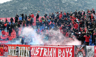 Επεισόδια στο Ολυμπιακός Βόλου-Νίκη Βόλου: Οπαδός στο νοσοκομείο (photos)