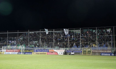 Το drone με το… πανό της θύρας 7 που έβαλε «φωτιά» στην Τρίπολη (photos)