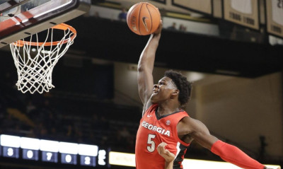 NCAA: Απίθανο buzzer beater και κάρφωμα σε ένα παιχνίδ! (video)