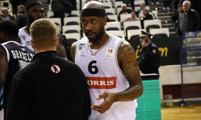 ΠΑΟΚ: Απαρτία και στήριξη από οπαδούς στην προπόνηση