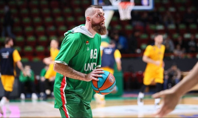 Θρήνος για τον Καϊμακόγλου: «Έφυγε» ο πατέρας του (photos)