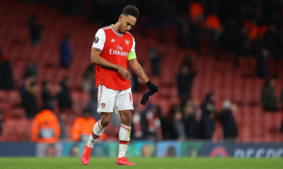 Ομπαμεγιάνγκ: Ούτε αυτός κατάλαβε πως το έχασε (videos)