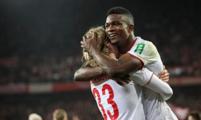 Εύκολο απόγευμα για την Κολωνία (videos)