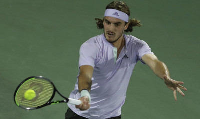 Λύγισε από τον Τζόκοβιτς ο Τσιτσιπάς (videos+photos)