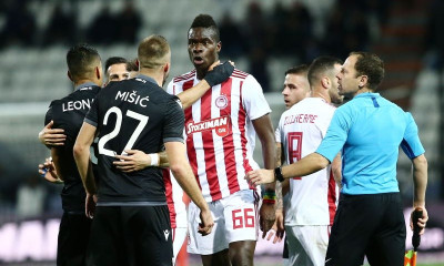 ΠΑΟΚ – Ολυμπιακός: Ένταση και νεύρα στην Τούμπα (photos)