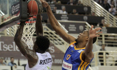 ΠΑΟΚ-Περιστέρι 68-75: Τον βύθισε και συνεχίζει τη μάχη για την τριάδα