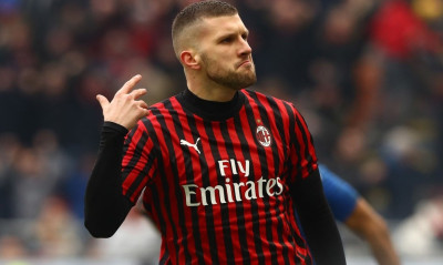 Κερδίζει η Μίλαν, πολλά γκολ στο ντέρμπι