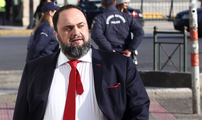 Ολυμπιακός: Θέμα στην Αγγλία ο Μαρινάκης - «Βγήκε φωτογραφίες με οπαδούς, είδε την ομάδα» (photos)