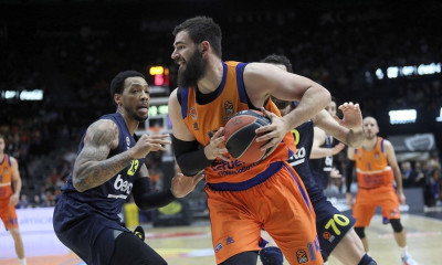 Βαλένθια: «Έδεσε» Ντούμπλιεβιτς