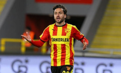 Κορονοϊός: Σκόραρε ο Ναπολεόνι και αφιέρωσε το γκολ στα θύματα της Ιταλίας (video)