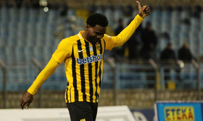 Υποστήριξε τον Όμπι Μίκελ ο Ιντέγε