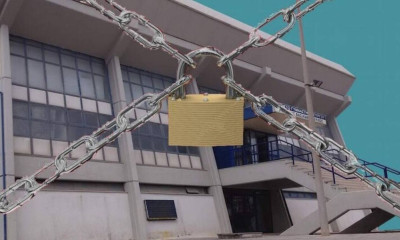 Τα «πορτοκαλί»... λουκέτα