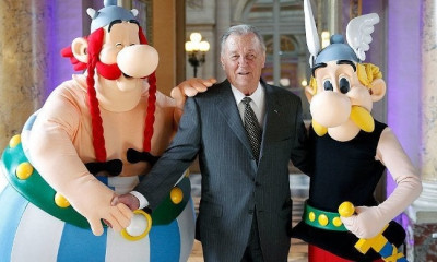 Uderzo: Συγκλονίζει το σκίτσο με τον δακρυσμένο Αστερίξ (photos)