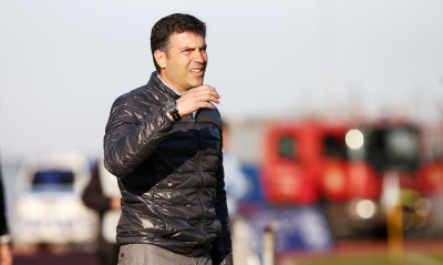 Έλληνας προπονητής στη Σουηδία: «Ντρεπόμουν να βάλω μάσκα, το σκέφτομαι να γυρίσω» (audio)