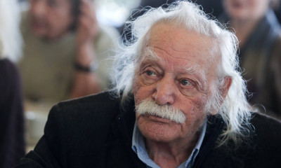 Πέθανε ο Μανώλης Γλέζος