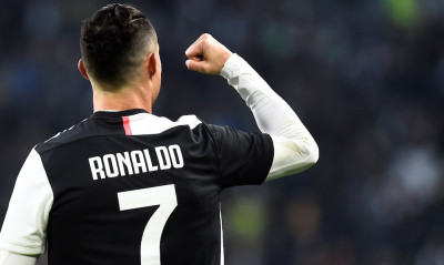 Η μαγεία του ποδοσφαίρο μέσα στο 2020 (video)