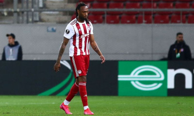 Ολυμπιακός: Οι ευχές στον Σεμέδο (photo)