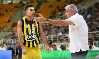 Τα σενάρια για τον Ομπράντοβιτς και η «καραμπόλα» με Σλούκα!