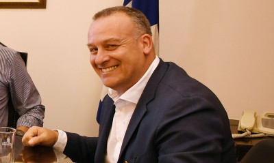 Πρωτάθλημα στα χαρτιά και στο βόλεϊ θέλει ο Ολυμπιακός! (video)