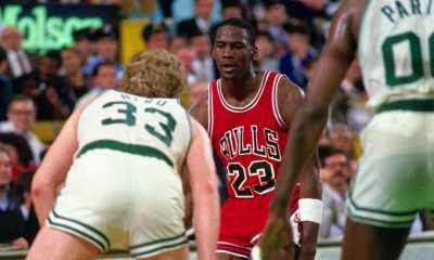 Πολύ πριν το «Last Dance», ο Τζόρνταν είχε κάνει ρεκόρ πόντων στα playoffs του NBA (video)
