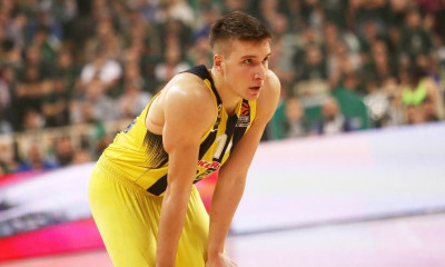 Euroleague: Στην ομάδα της δεκαετίας και ο Μπογκντάνοβιτς (video+photos)