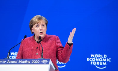 Bundesliga: Αναβολή στην επανέναρξη με απόφαση Μέρκελ