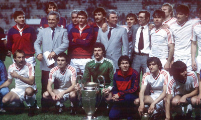 Σαν Σήμερα: Όταν η Στεάουα πήρε το Πρωταθλητριών (video+photos)