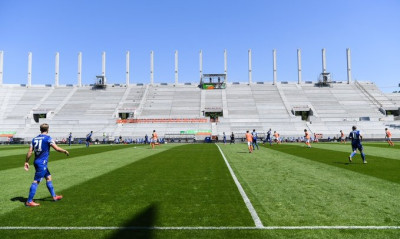 Bundesliga 2: Ο νέος… χαιρετισμός των διαιτητών (videο)