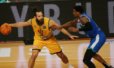 «Βλέπει» Γιαννόπουλο ο Προμηθέας