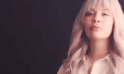 Νaya: Το ανατρεπτικό cover του «Μοναξιά μου Όλα» των Πυξ Λαξ (video)