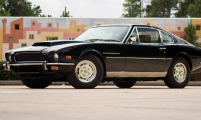 Η περήφανη Aston Martin V8 του 1978