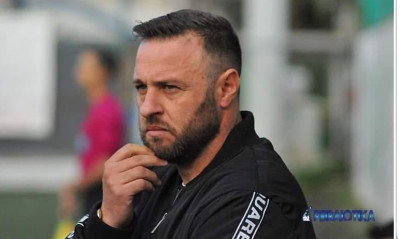 AE Mοσχάτου: Ανανέωσε ο Σπάθας