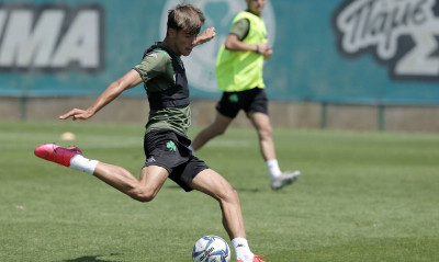 Αουζίλιο: «Ο Κόντε θα αξιολογήσει τον Βαγιαννίδη»