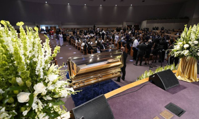 LIVE: Η κηδεία του Τζορτζ Φλόιντ στο Χιούστον